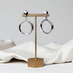 Fashion Silver Toned Hammered Silver Clip Earrings